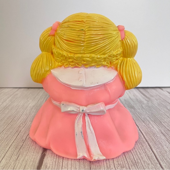 Vtg Cabbage Patch Kid 1983 Plastic Vinyl Bank Blonde Girl Pink Dress Blue Eyes - Picture 4 of 8